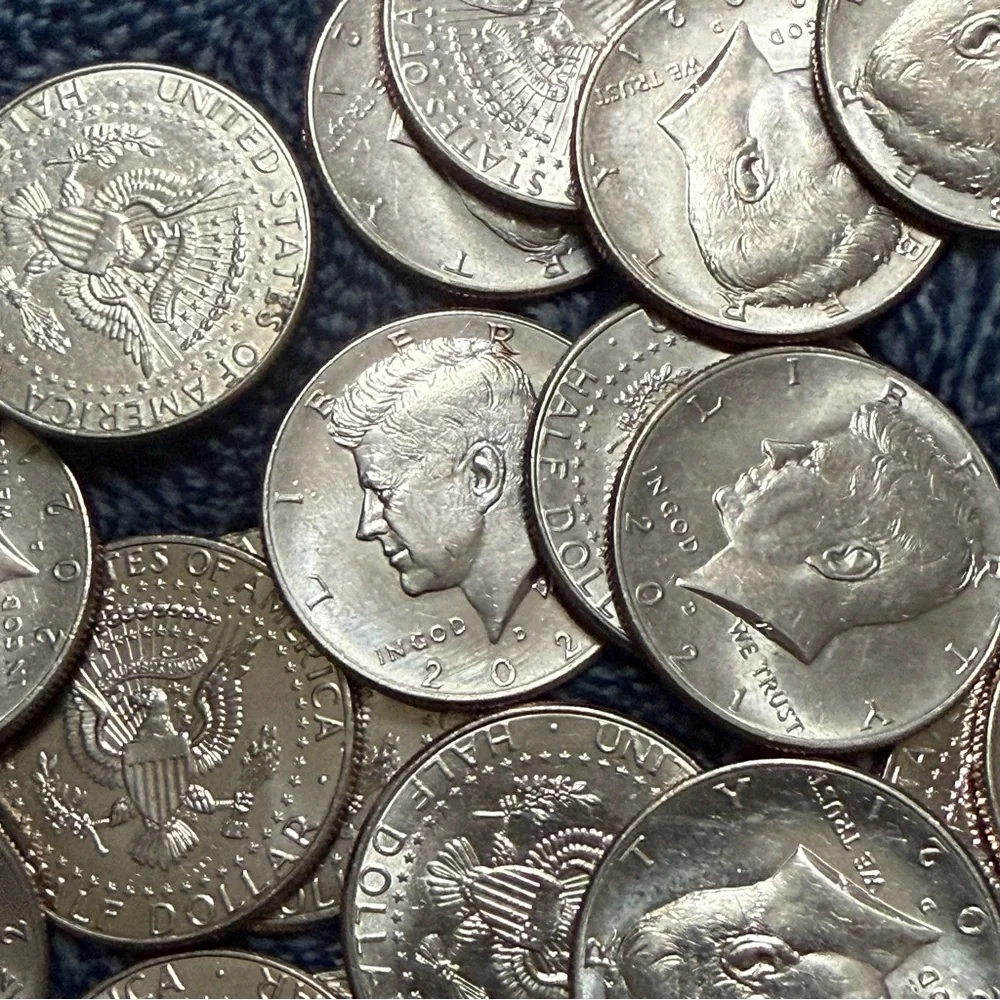 36 UNCIRCULATED 2021 KENNEDY HALF DOLLARS - Picture 4 of 12